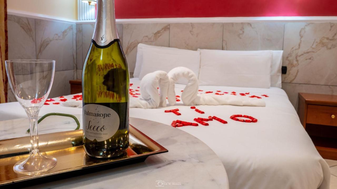 Hotel Suite Caesar Roma Exterior foto